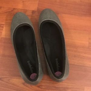 Easy spirits ballet flats!! New!